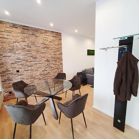 Modernes, Stilvolles Eingerichtetes Loft Appartement Wenen Buitenkant foto