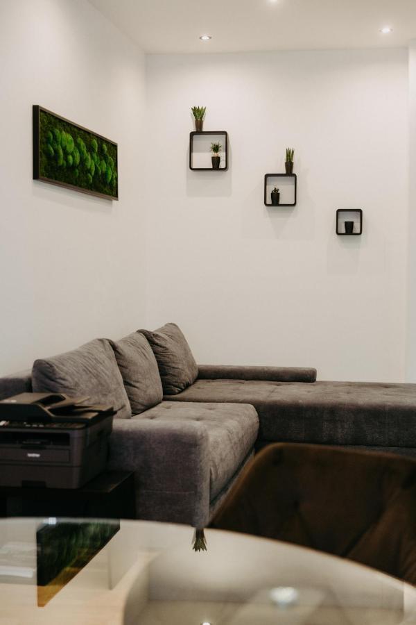 Modernes, Stilvolles Eingerichtetes Loft Appartement Wenen Buitenkant foto