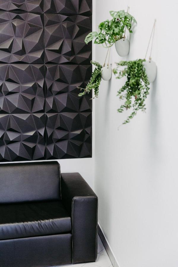 Modernes, Stilvolles Eingerichtetes Loft Appartement Wenen Buitenkant foto